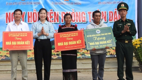 Mâu lêng  kơpong tơkăng kong Kon Tum tơdjuôm ivá, môi tuăn mơnhông cheăng kâ-rêh ối