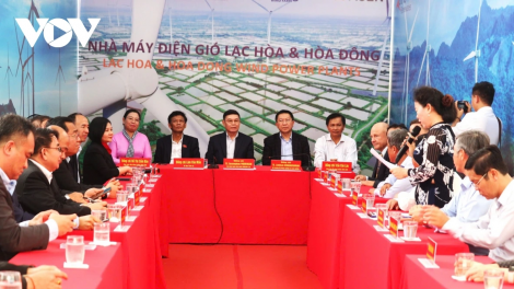 ពត៌មាន ម៉ោង ១៥