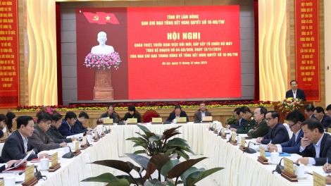 Lâm Đồng tơchơ̆t tơmơ̆t hơdoi 10 anih jang jing 5 anih jang 