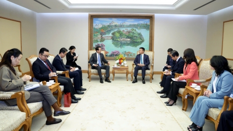 K’iăng khua knŭk kna Lê Thành Long drông čhưn khua bi ala knŭk kna China ti Việt Nam 