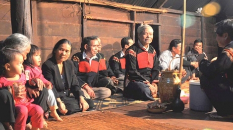 Klei khan Dam Phu leh anăn Dam Pha