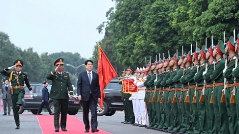 Pôa Lương Cường - Kăn xiâm hnê ngăn tơnêi têa lăm pôu ƀă pêi cheăng a Khu lêng 12