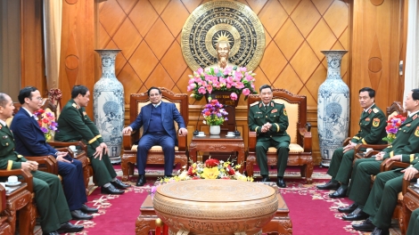 Pôa Phạm Minh Chính - Ngế pro xiâm hnê ngăn tơnêi têa lăm pôu Hok viê̆n hnê cheăng lêng