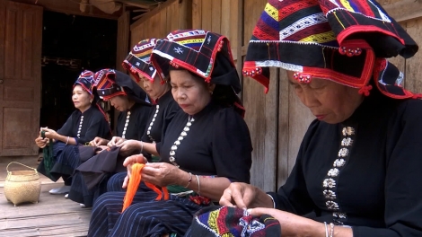 Chính sách dân tộc giai đoạn mới “Địa phương quyết, địa phương làm, địa phương chịu trách nhiệm” 