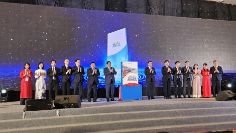 Thủ tướng Phạm Minh Chính vang truh Hop akŏm Logistics Việt Nam 2024