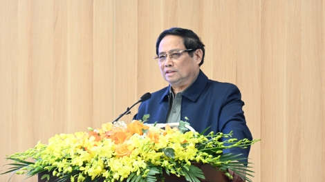 Khua knŭk kna Phạm Minh Chính nao ti anôk duh bi liê mkra êlan klei pui kmlă 500kV 