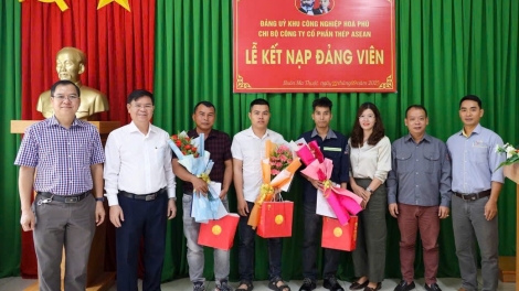 Klei bi knăl jăk hlăm bruă bi mŭt Đảng anôk brua7 duh mkra êngao knŭk kna ti Daklak  