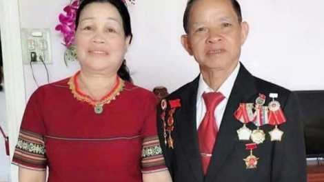 Ƀok Đinh Nan čhôk ‘nă jĭ linh “Ƀô đô̆i Ƀok Hô”