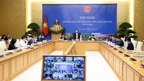 Pôa Lê Thành Long, Ngế pro xiâm phŏ hnê ngăn tơnêi têa pơkuâ po rôh hôp Hô̆i đong pơkuâ ngăn kơpong Tơbăng kroăng Cửu Long rôh má 5