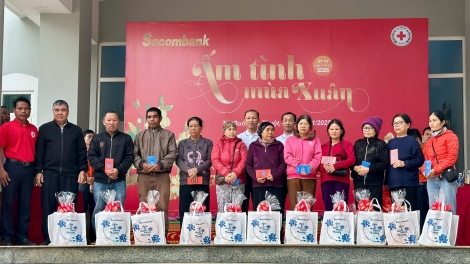 Hlŏh 65.000 tơpu tơmam “Têt ‘mêm mơnat” hơpăh ăn bơngai pơmat tat tơ̆ Đắk Lắk