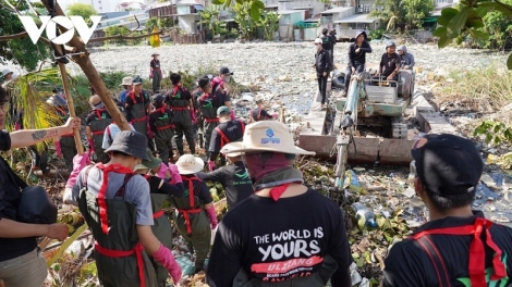 KAPUL SAI GON HIJAO: CAONG PAHIJAU DOM BAOH RIBAONG