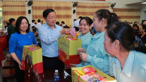 K’iăng Khua knŭk kna Trần Hồng Hà nao čuă, mđup brei hnư mnơ̆ng tết ti Đồng Nai 