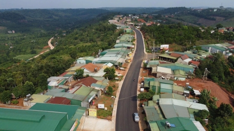 Knông lăn Tuy Đức (Dak Nông) hơĭt kjăp mŭt hlăm thŭn hriăm mrâo