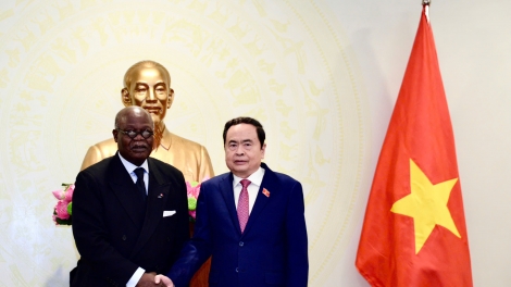 Ơi Trần Thanh Mẫn tŭ jum Khua pơlir hơbit pơ ala mơnuih ƀôn sang djop dêh čar pơhiăp tơlơi Prang