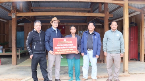 TÂY GIANG PA ĐƠƠH BHRỢ, BHR’LẬ ĐONG ĐẠI ĐOÀN KẾT