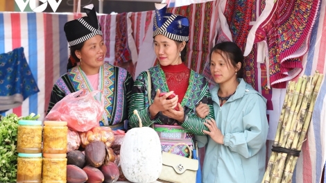 R’RỘ R’RĂM BHIÊC BHAN CHÔ ĐHĂM ĐHÊL TY HANG CHÚ (SƠN LA)