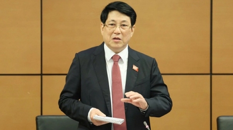 Kăn xiâm hnê ngăn tơnêi têa: “Tơkŭm rah nếo mơngế cheăng tung khu kăn ki nếo thế rơkê lĕm tâ, tơƀrê tâ khu kăn ton”  