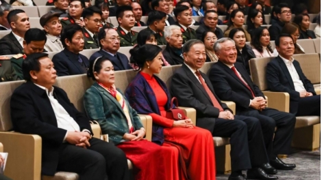 Khua gĭt gai Đảng Tô Lâm nao hlăm Hdră kdŏ mmuñ “95 thŭn kuč mngač klei đăo knang”