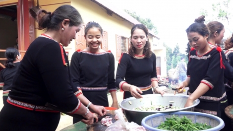 Klei ngă yang đĭ dôk sang mrâo mơ̆ng mnuih Êđê ti Dak Lak