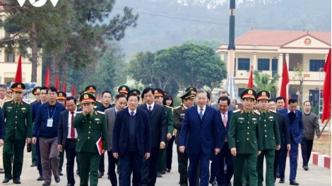 Pôa Tô Lâm, Kăn xiâm pơkuâ hnê ngăn cheăng Đảng pôu ƀă pêi cheăng ƀă Lưh đoân răng on 490, Khu lêng kơnŏng