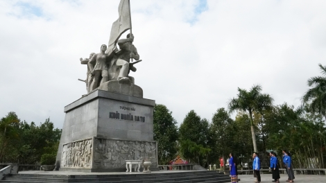 Tơplih ‘nao tơ̆ tơring teh Ba Tơ - Quảng Ngãi