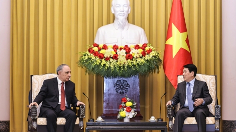 Kơdră teh đak Lương Cường sơng Kơdră Anih dăr hơlen Gĭt kăl Azerbaijan 