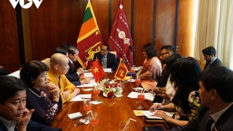 Phó Củ tịc Quôk hội ồng Nguyễn Đức Hải tìp măt kâp dờng mờ Củ tịc Quôk hội lơgar Srilanka 