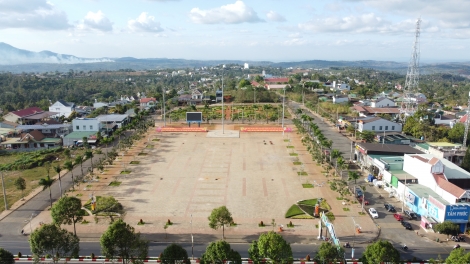 Păr ang ling lang tơdrong tơblăh jơnei Đức Lập, pơih blŭng ăn tơdrong tơblăh jơnei Tây Nguyên pơyan Puih mak 1975