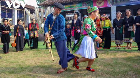 CHẤC NĂL CHR’NĂP VĂN HÓA ZẬP ACOON COH ĐHỊ VEL VĂN HÓA – DU LỊCH ZẬP ACOON COH VIỆT NAM
