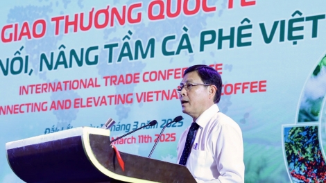 Nău dŭt uĕh n’hanh n’glơi tay ƀon lan mbra ndơ̆ cà phê Việt Nam hao prêh lam ntŭr neh