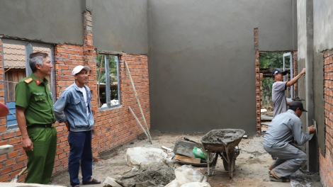 Càr Dăk Lăk rơ̆p lơh sir lơh rơlau 1 rơbô nơm hìu tàm nhai 4  