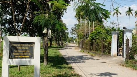 BHRỢ DU LỊCH VÊÊL BHƯƠL BĂR BHƯA CR’NOỌ TÊÊM NGĂN