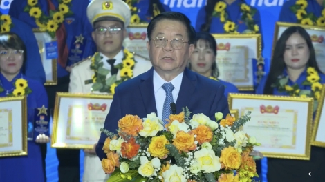 Rơnàng kơnòm să pal là mpồl lòt lài tàm kơlôi sơnơng, ngui, bơtàu tơnguh jak chài, măi mok 