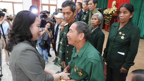 Phó Củ tịc lơgar mò Võ Thị Ánh Xuân còp tiah nhàr lơgar càr Kon Tum