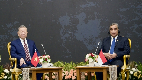 Pôa Tô Lâm, Kăn xiâm pơkuâ hnê ngăn Đảng trâm mâ ƀă Kăn xiâm hnê ngăn Hô̆i đong tơpui tơno tơdroăng kal kí, cheăng kâ Kuăn pơlê Indonesia