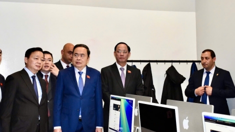 Củ tịc Quôk hội ồng Trần Thanh Mẫn lòt sền Anih tờm Măi mok bơceh lơh TUMO, lơgar Armenia