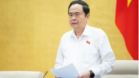 Khua git gai pơ ala mơnuih ƀôn sang dêh čar ơi Trần Thanh Mẫn git gai hăng pơhiăp amăng mông Jơnum tal 44 Jơnum min apăn bruă Khua pơ ala mơnuih ƀôn sang dêh čar