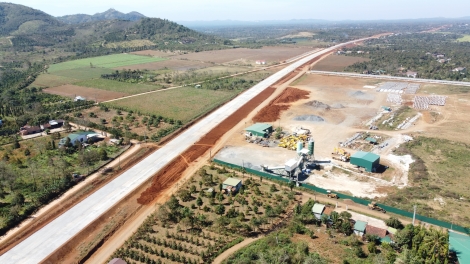 Ală “tiah gơkòl” lơh gùng rơndeh lòt mhar Khánh Hoà – Buôn Ma Thuột lơyài tơngai lơh gơs