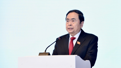 Ơi Trần Thanh Mẫn pơhmư̆ mông bơkơtuai anom bruă mơdrô Việt Nam-Uzbekistan