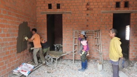 Đảng viên tâm Kon Tum hăn leo trong kơl an ƀon lan jut ngih truh sat