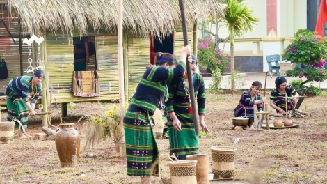 Lăn dap kngư mđĭ hĭn dhar kreh pioh kơ bruă hiu čhưn ênguê