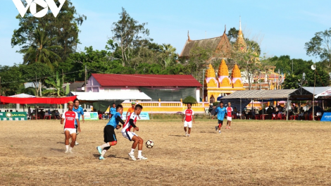 ពត៌មាន​ម៉ោង១៥