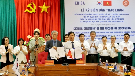  Dak Lăk kĭ hră hơdor pioh hăng Hàn Quốc kơ kơčăo bruă pơđoh tơbiă ia hăng pơkra ia hơƀak amăng plơi prong 