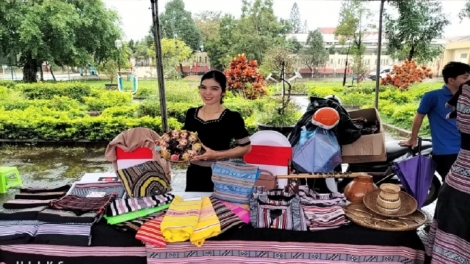 QUẢNG NGÃI T’BHLÂNG VÊY P’XOỌNG 70 BH’NƠƠN OCOP LÂH 3 SAO COH C’MOO 2025