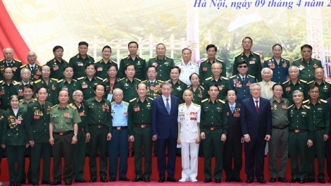 Tổng Ƀí thư ồngTô Lâm: “kis gĭt jơnau gĭt adat” sùm là dùl tàm ală kơnòl broă cíñ trị lam lài   