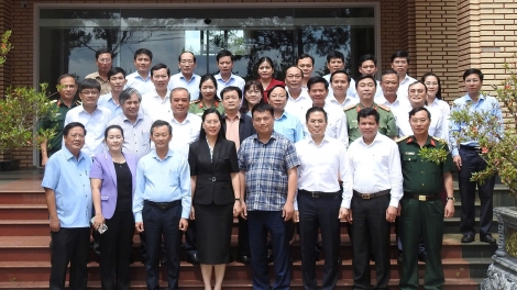 Tơlơi čih mrô 3: Ha pran jua hrưn đĭ - nao hrŏm sa jơlan đĭ kyar