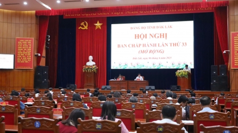 Pêi pro tơdroăng troh Hôp Đảng: Dak Lak môi tuăn ing apoăng tơdroăng pơkâ, mơjiâng xiâm ki tơbrê 