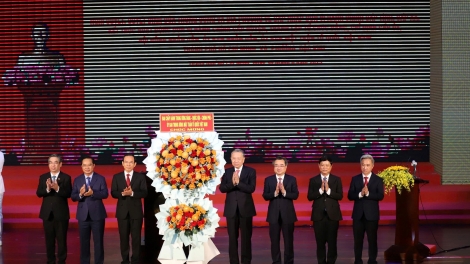 Dơ̆ yal Jơnau lơh nền, tơlik mat gơnoar atbồ ƀòn lơgar 2 kấp