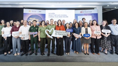 ពត៌មាន​ម៉ោង៦