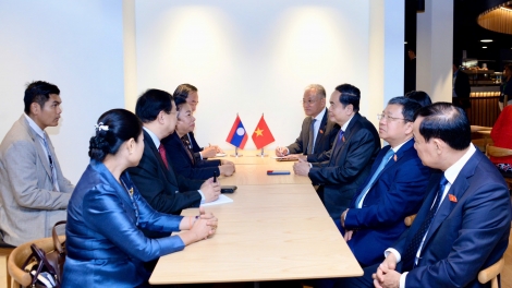 Kơdră chĕp pơgơ̆r Kuô̆k hô̆i Trần Thanh Mẫn tơƀơ̆p Kơ iĕng Kơdră chĕp pơgơ̆r Kuô̆k hô̆i Lào